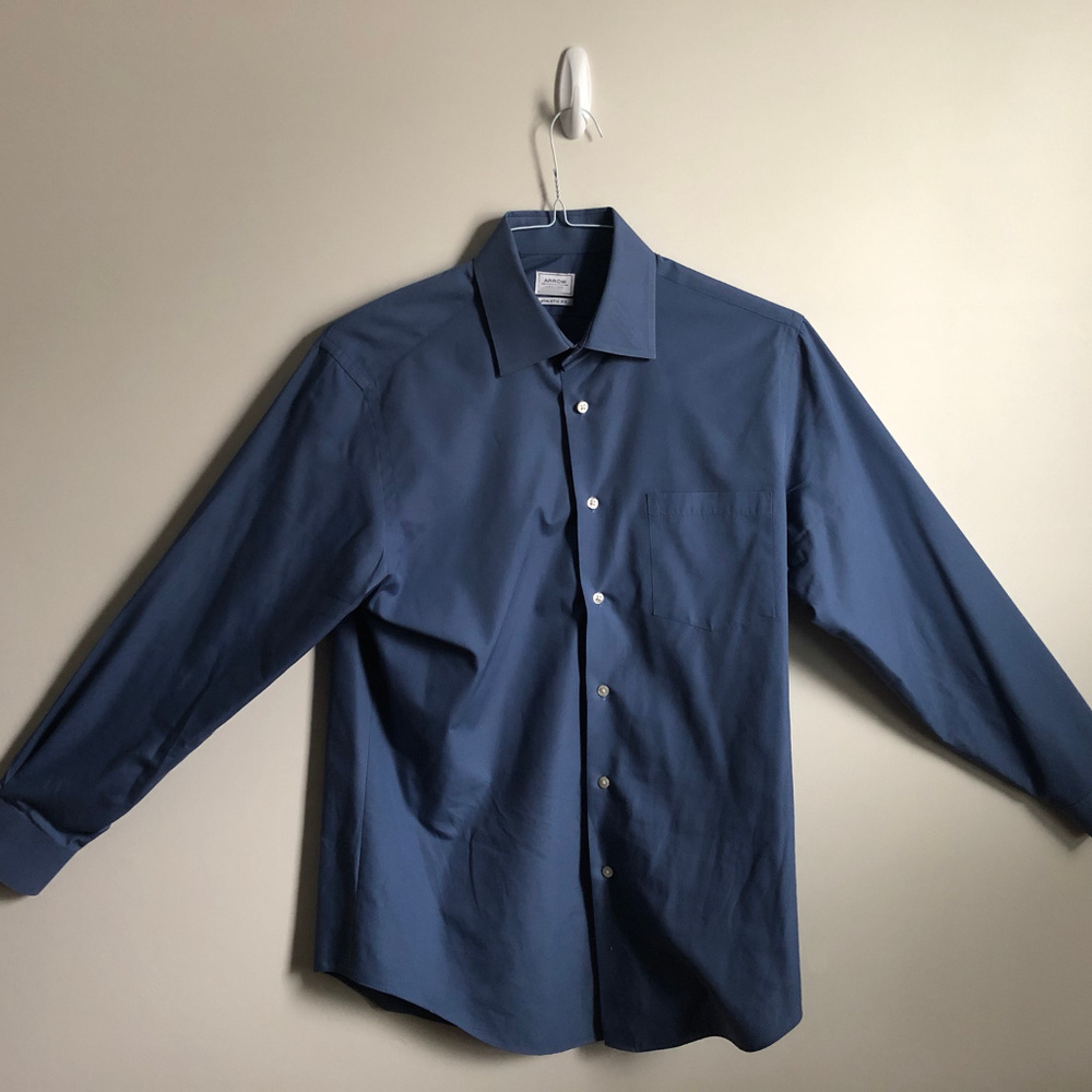 Blue-Gray Button Up Arrow Dress Shirt (Athletic)